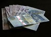 Tov�bb gyeng�lt a forint, a sv�jci frank jegyz�se 226 forint felett